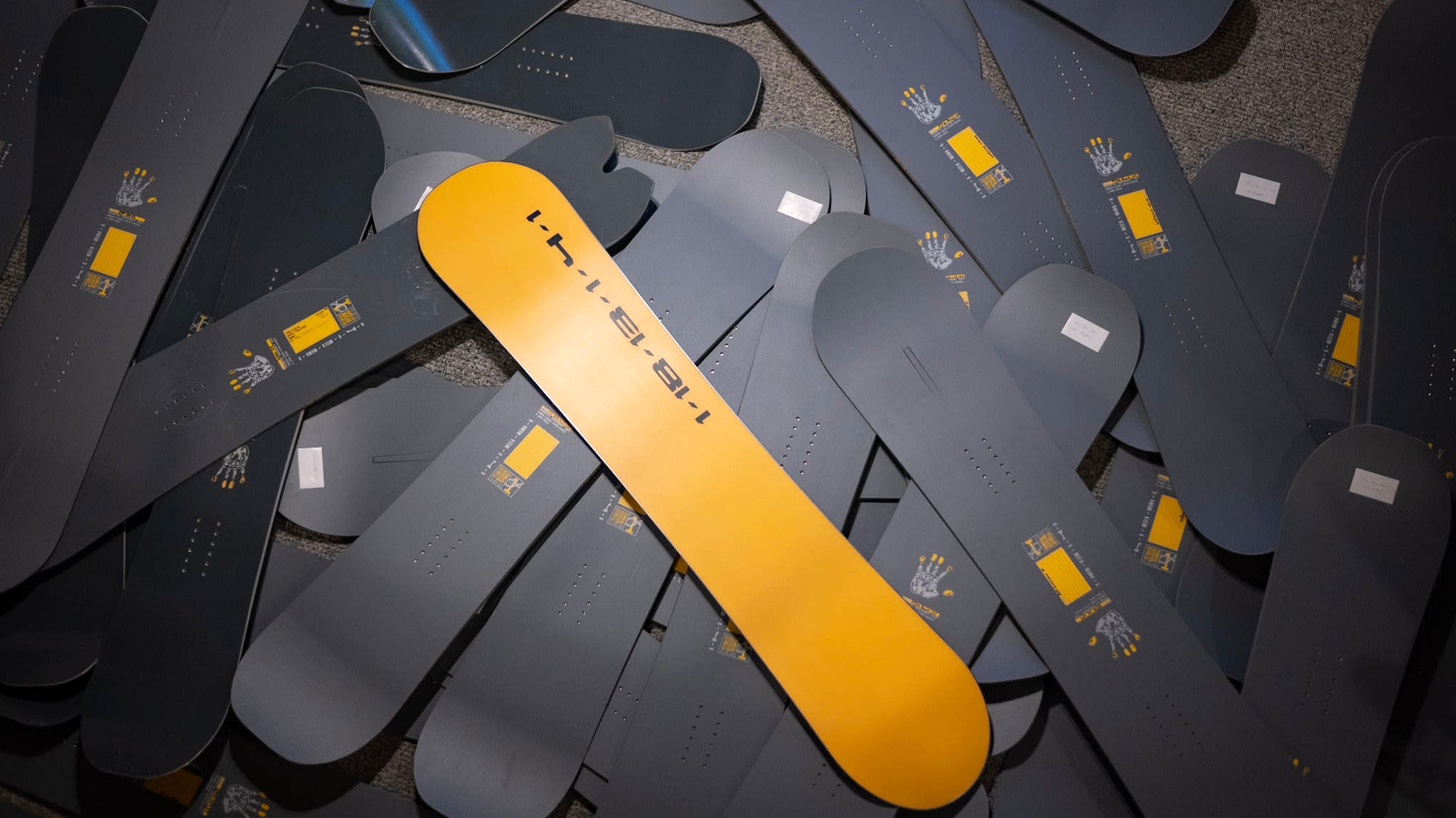 When Ski Companies Start Making Snowboards - A Double-Edged Edge